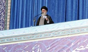 فیلم/ بیانات امام خامنه ای در خطبه‌های نماز عید فطر