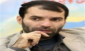 ده‌نمکی:"مرده بادمخالف من"باور روشنفکرنماهاست