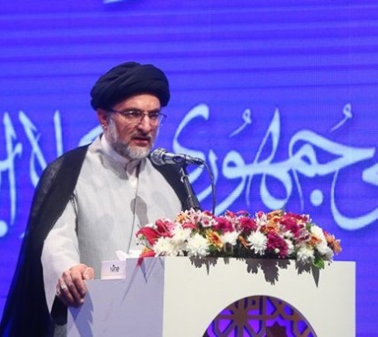 خاموشی: هزاران آستان مقدس میزبان کرسی‌های تلاوت، ترتیل و تفسیر قرآن می‌شوند